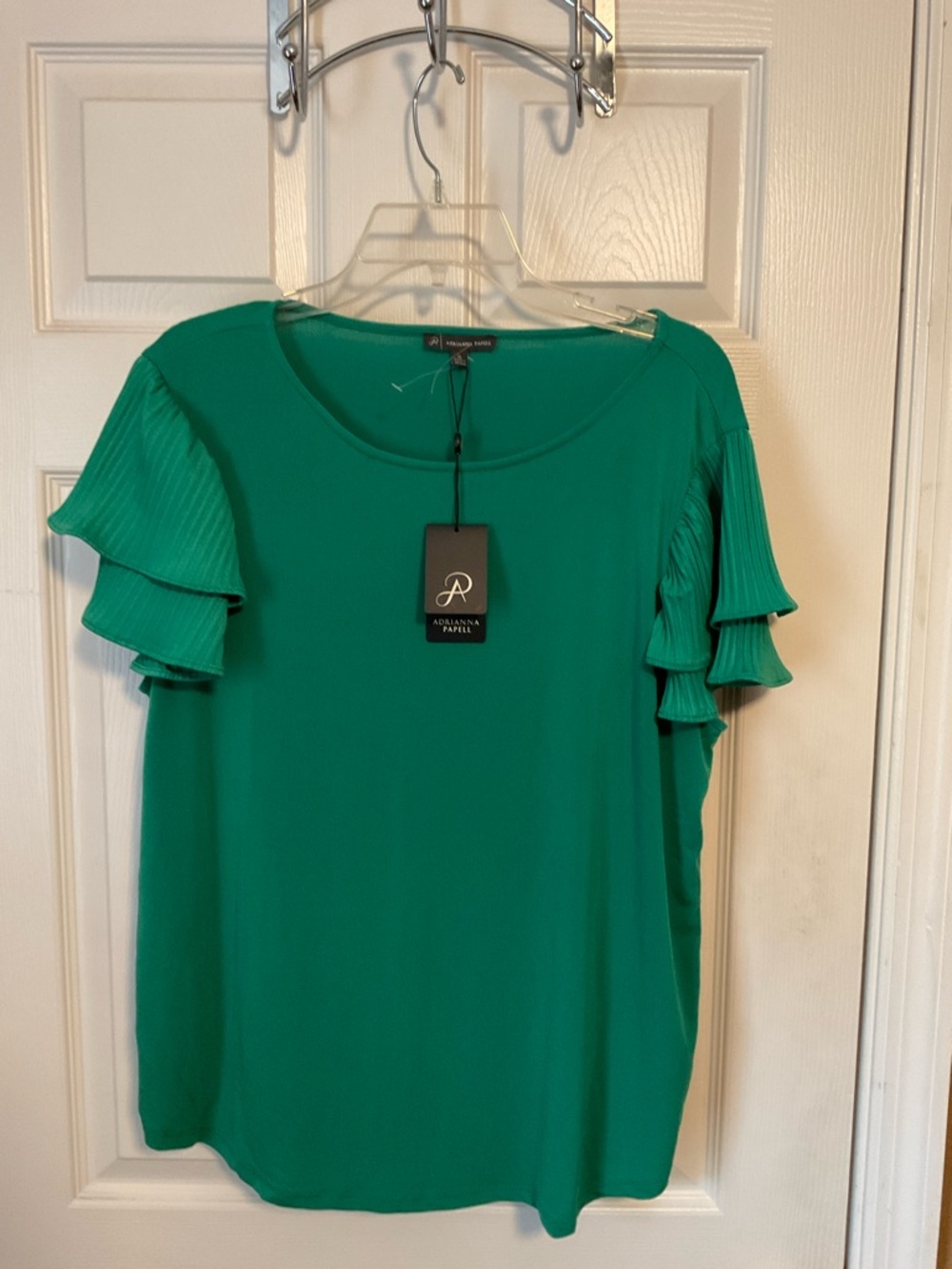 Adrianna Papell Women's Double Flutter Green Solid Office Wear Top Size XL NWT